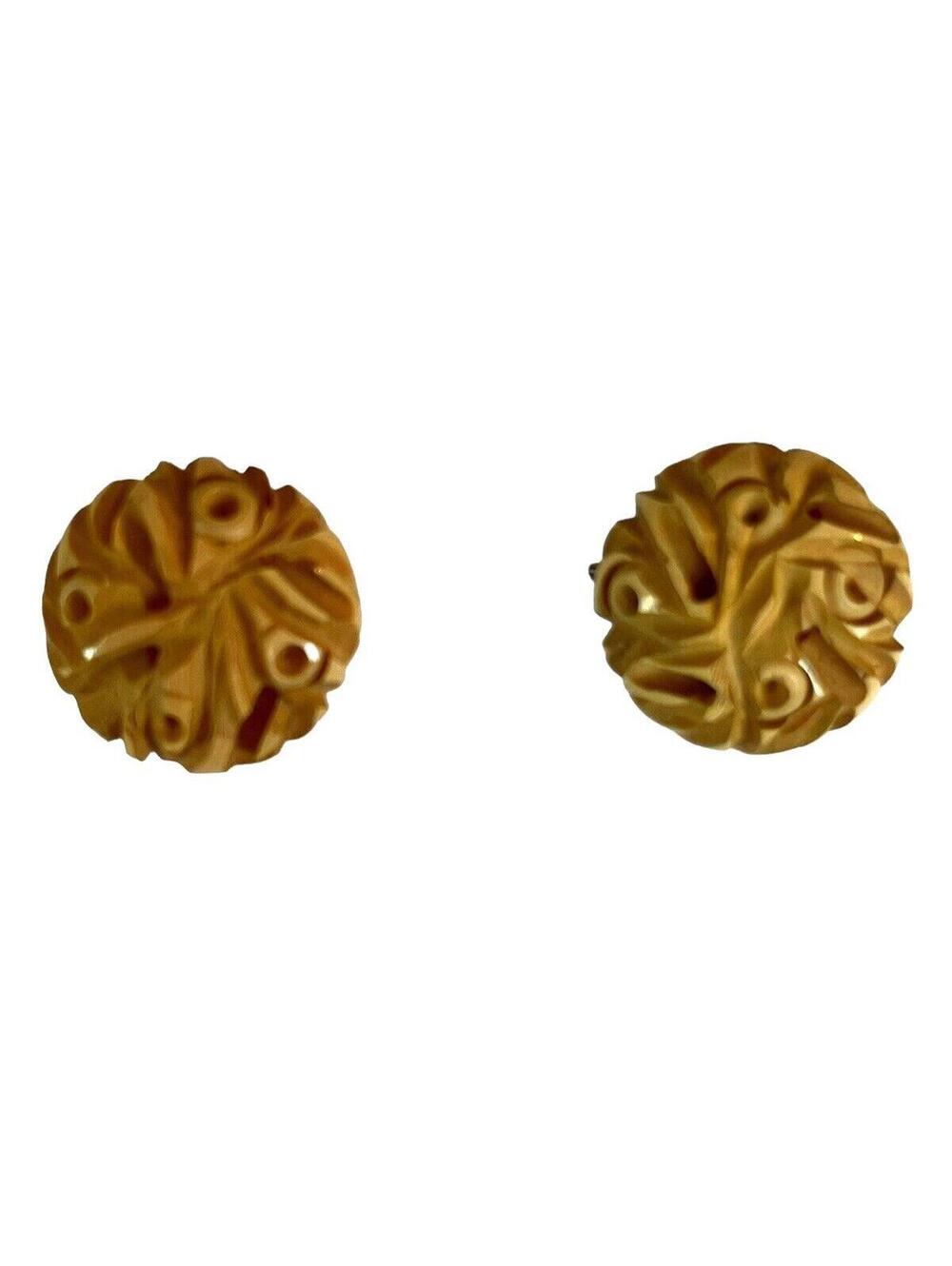 Bakelite Vintage Tan Earrings Carved Screw back TESTED A1023